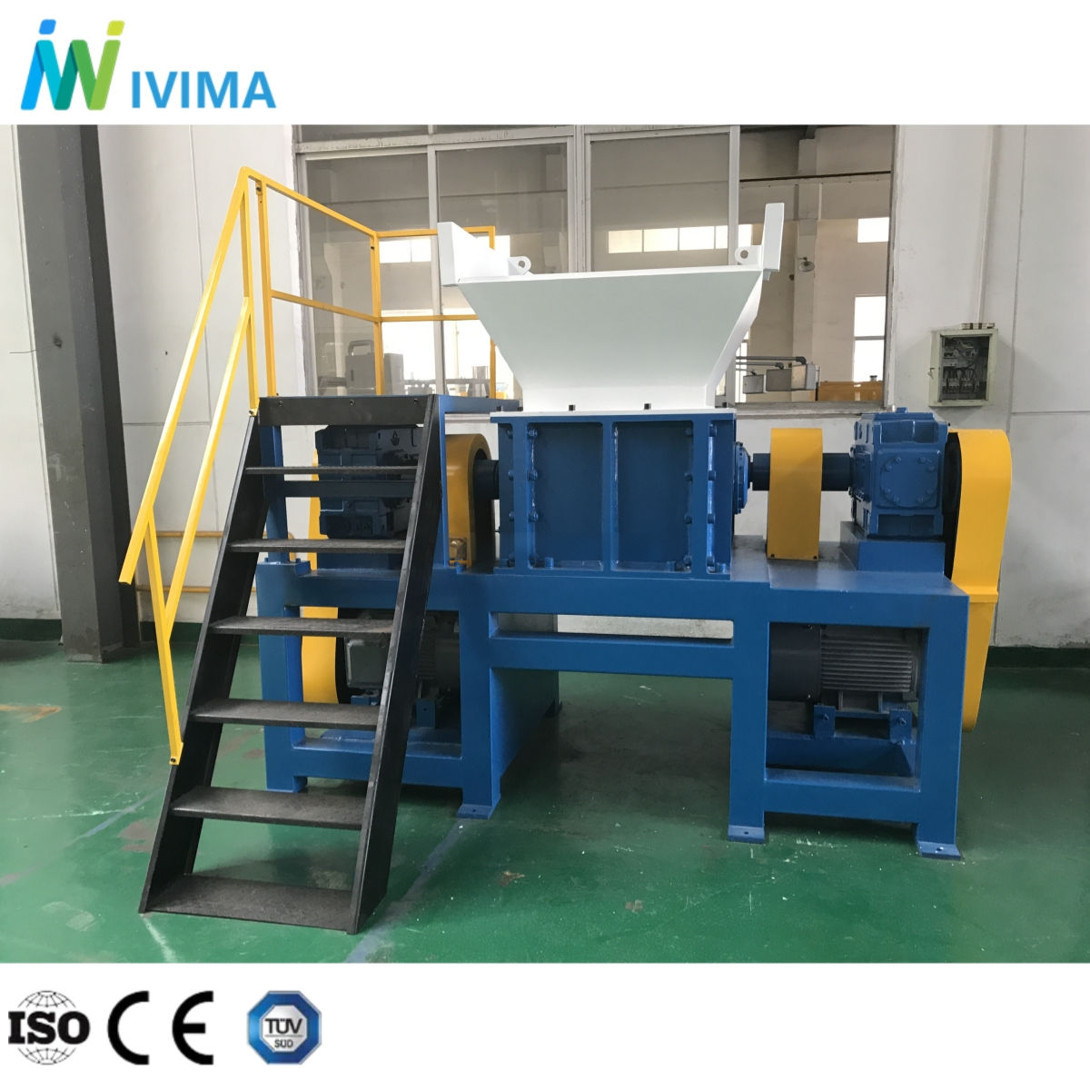 double shaft plastic shredder for HDPE drums pipes IBC tanks and bulky plastic waste