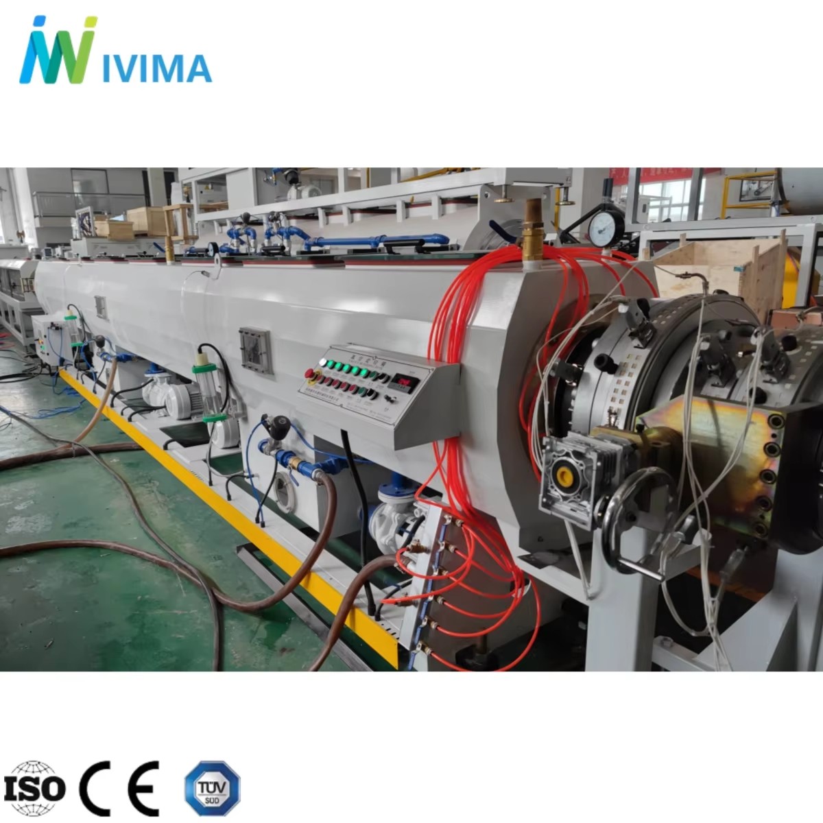 Vacuum calibration tank used in a large-diameter PE pipe extrusion line for pipe sizing and initial cooling