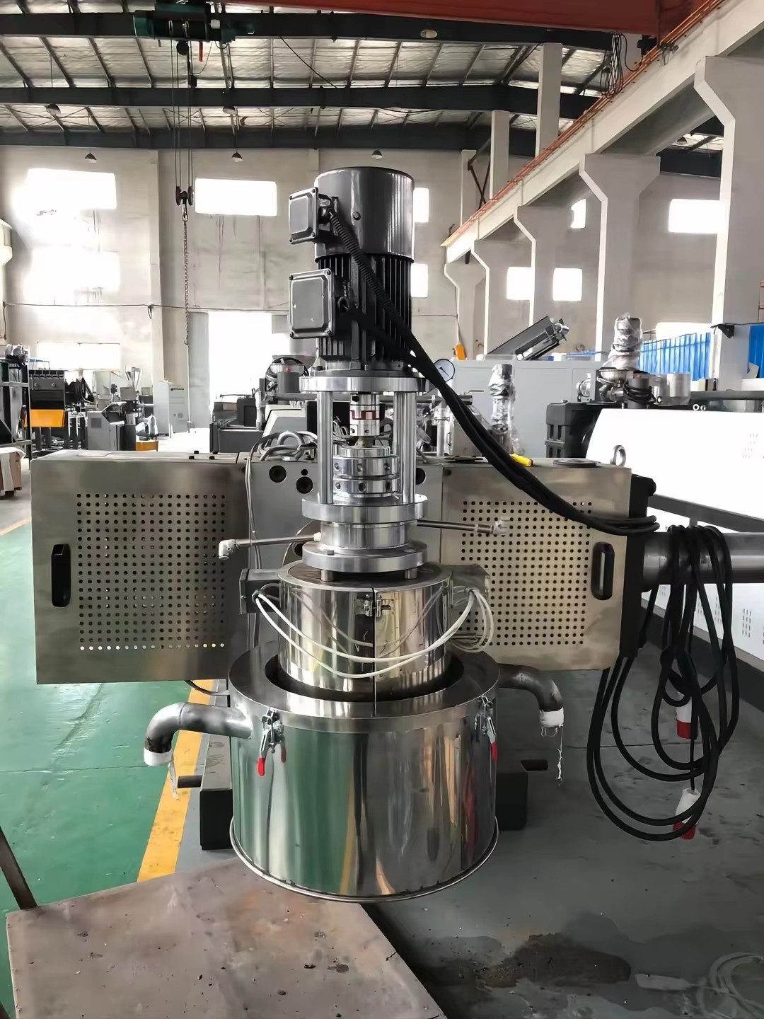 <strong>Water Ring Cutting Machine</strong>