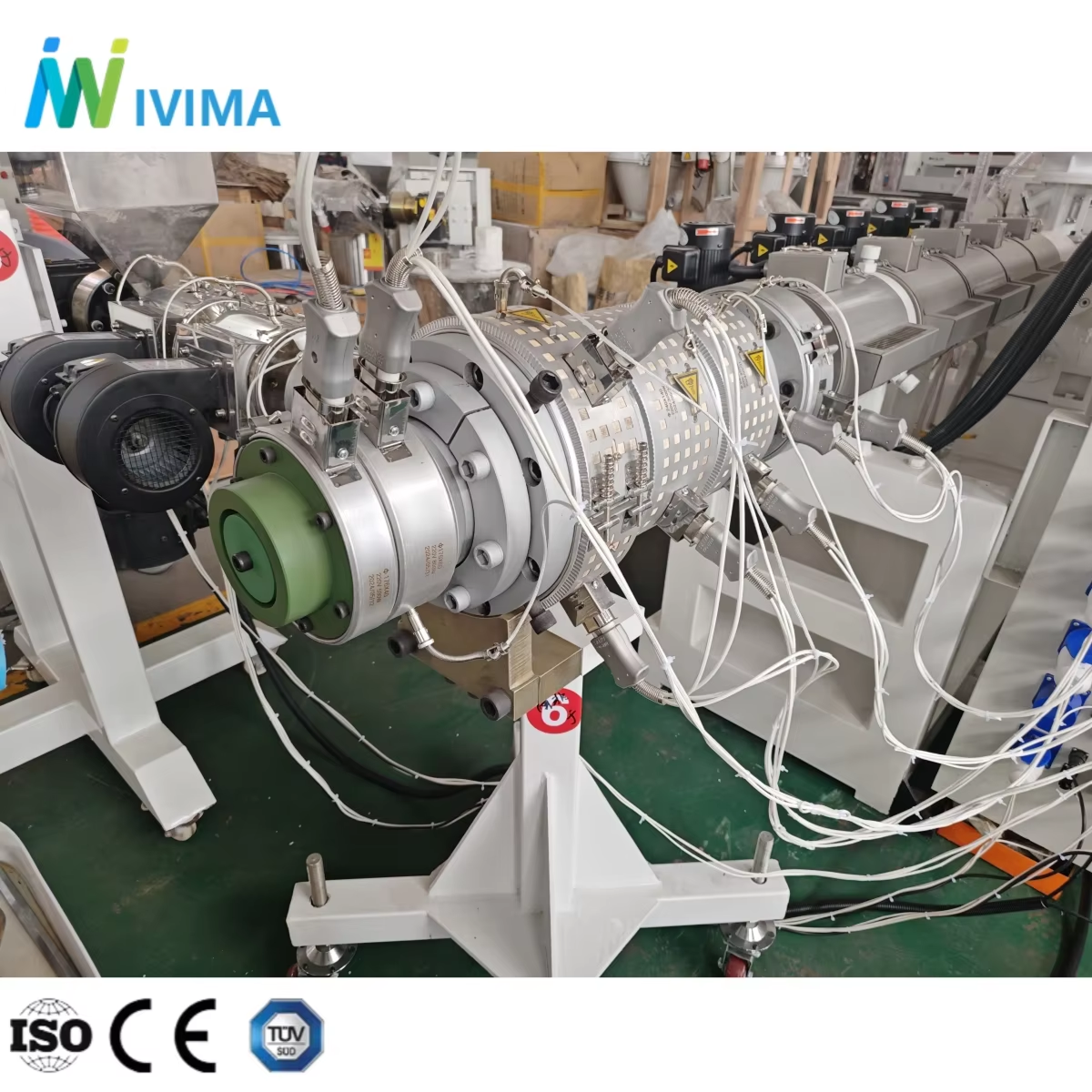 Головка со спиральной оправкой для экструзии напорных труб из полиэтилена высокой плотности, предназначенная для устранения линий сварки.