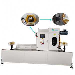 Plastic pipe cutting machine